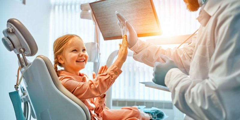 The Ultimate Guide To Finding The Best Pediatric Dentist & Orthodontist_FI